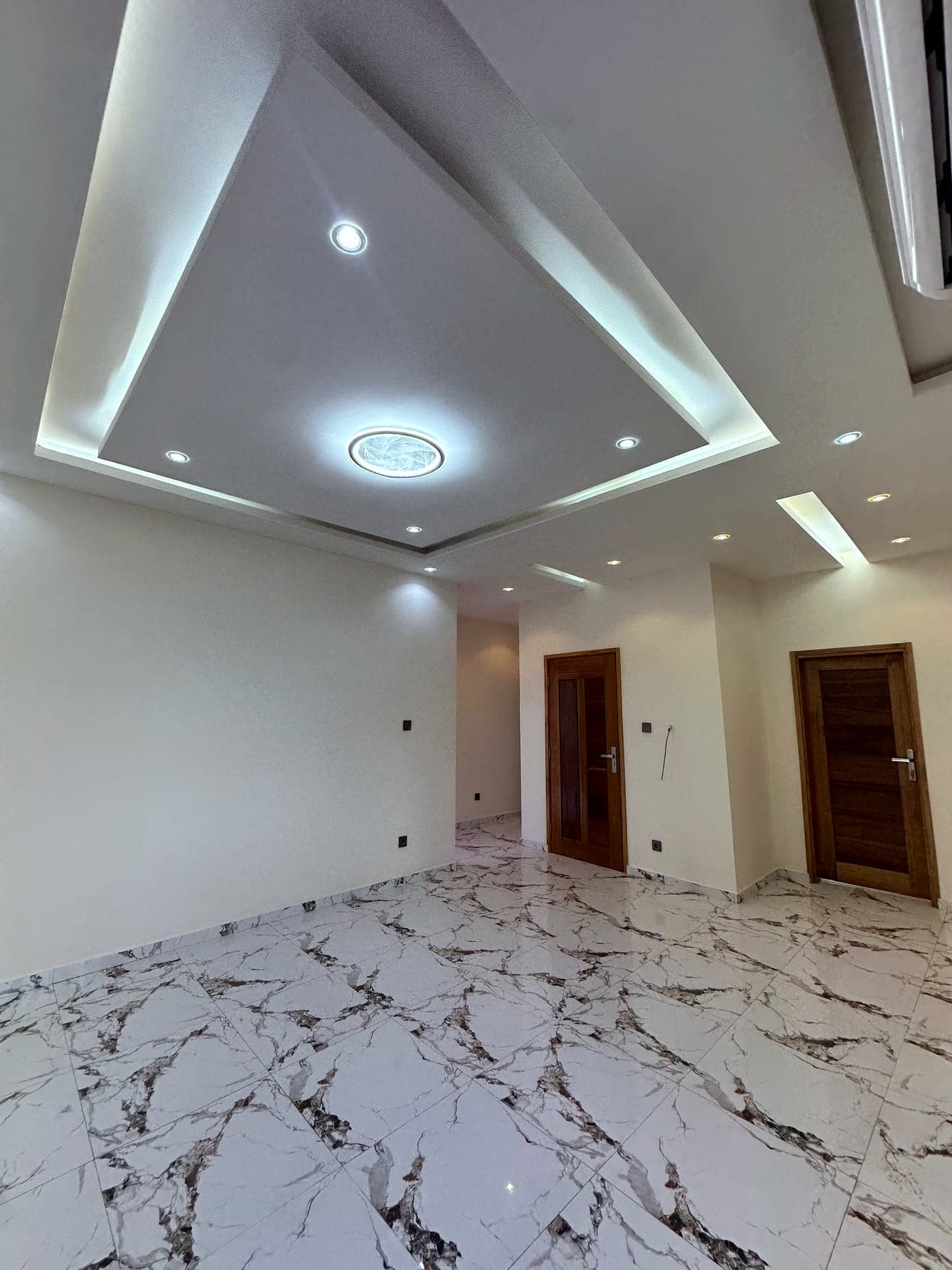 Appartement F3 neuf — Yoff Onomo, rez-de-chaussée — Yoff Onomo, Dakar