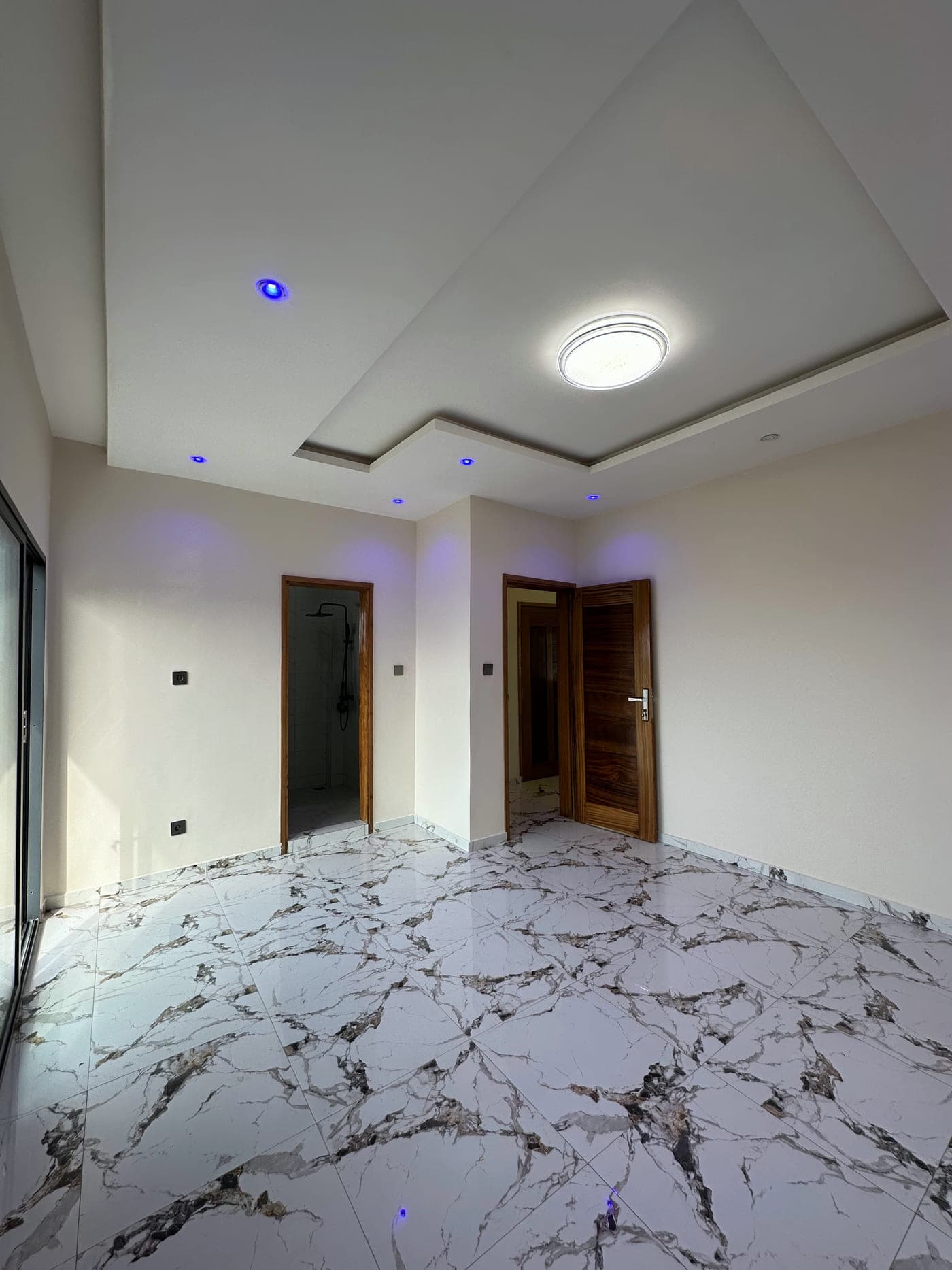 Appartement F4 neuf — Yoff Onomo, 4ème étage — Yoff Onomo, Dakar